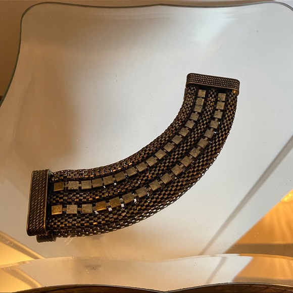 Metal Rhinestone Bracelet - Picture 5 of 6